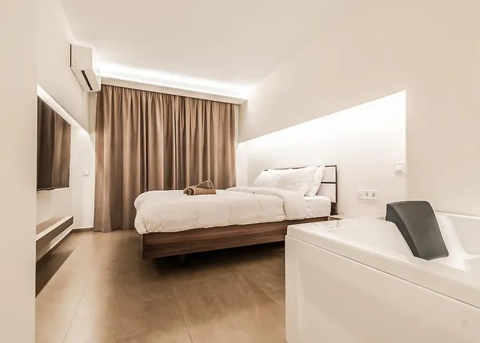 Eunoia Luxury Loft Апартаменты *