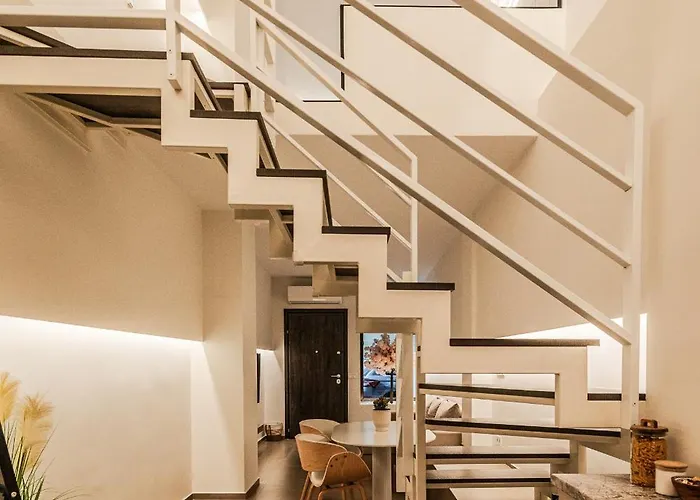 Eunoia Luxury Loft Апартаменты *
